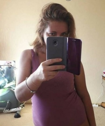 Молодая, красивая и страстная блондинка приглашает в гости состоятельного мужчину. Гарантирую незабываемое время в моей компании! 624, 40 лет